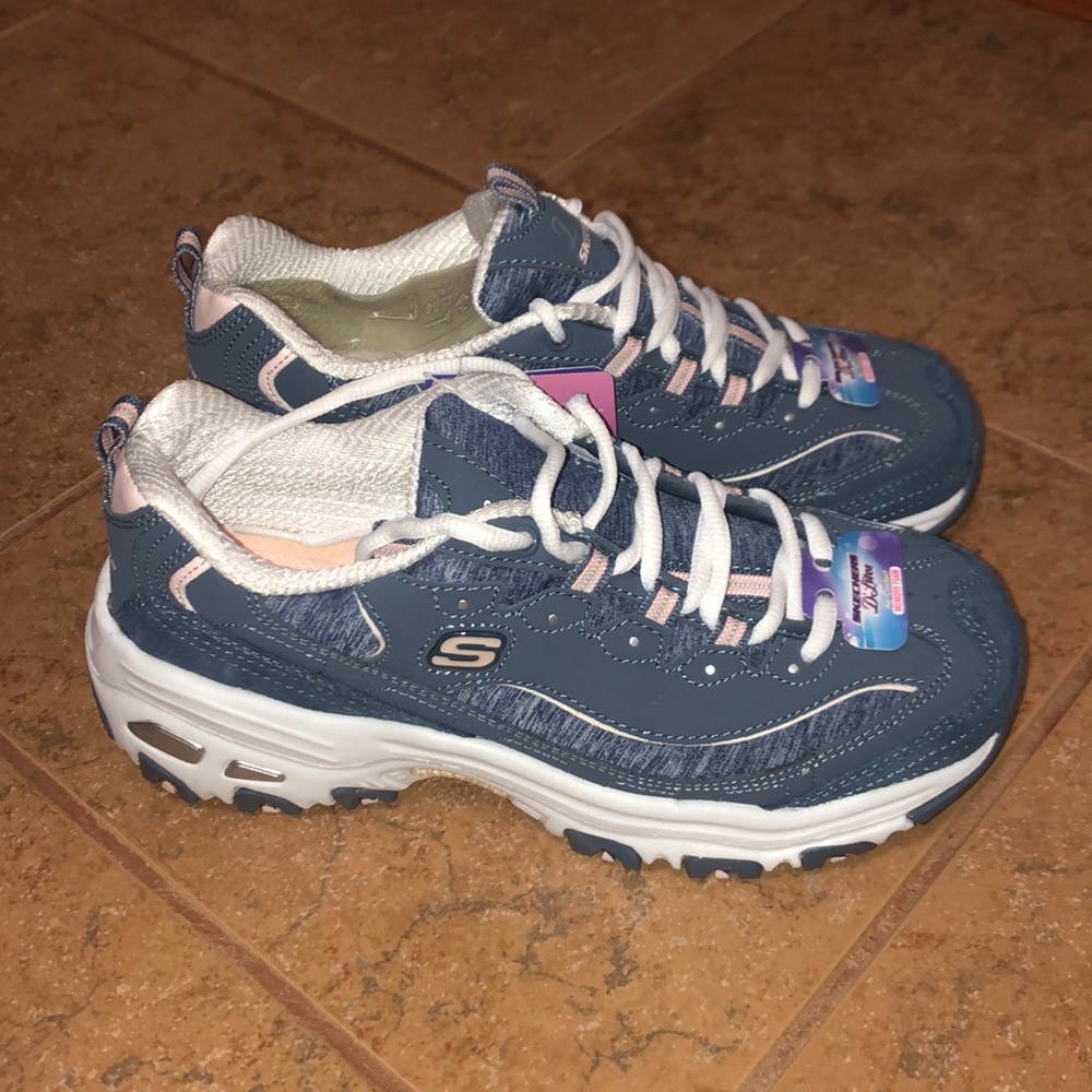 Skechers Sport D’lites air Cooled memory foam Sz7